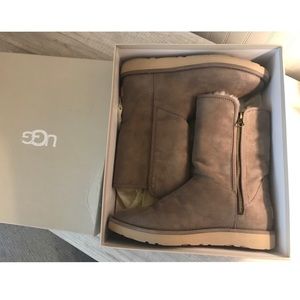 Ugg Boots: Abree Short II